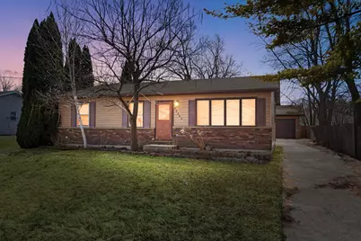 10435 W Chaplin Avenue, Beach Park, IL 60099 - Photo 1