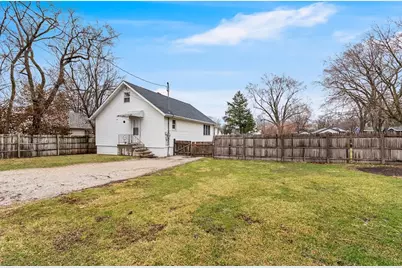 303 Anderson Avenue, Joliet, IL 60433 - Photo 2