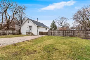 303 Anderson Ave, Joliet, IL 60433 - Photo 2