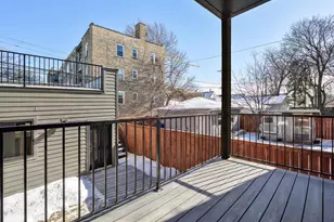 3055 N Christiana Ave, Chicago, IL 60618 - Photo 26