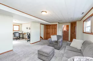 284 W 5th St, Manteno, IL 60950 - Photo 18