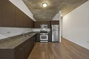 235 W Van Buren St, Chicago, IL 60607 - Photo 2
