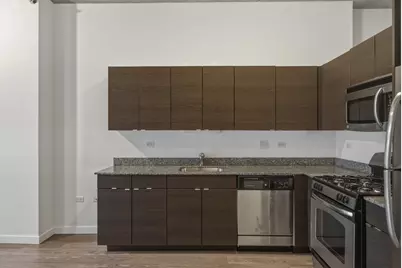 235 W Van Buren Street #3021, Chicago, IL 60607 - Photo 4