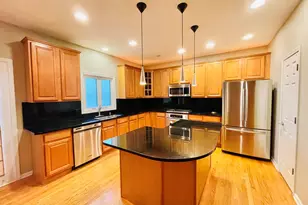 2884 Riverstone Ct, Aurora, IL 60502 - Photo 6