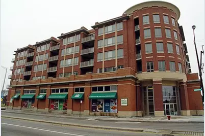 6000 N Cicero Avenue #301, Chicago, IL 60646 - Photo 2