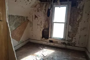 636 W 62nd St, Chicago, IL 60621 - Photo 14