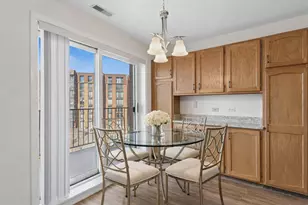 127 Acacia Circle, Indian Head Park, IL 60525 - Photo 8