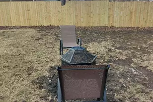 318 Minocqua St, Park Forest, IL 60466 - Photo 14