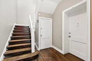 7033 S Vernon Ave, Chicago, IL 60637 - Photo 2
