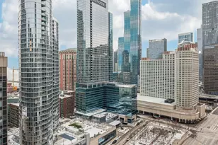 240 E Illinois St, Chicago, IL 60611 - Photo 18