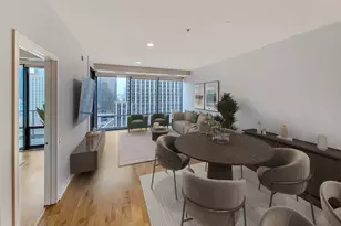 240 E Illinois St, Chicago, IL 60611 - Photo 2