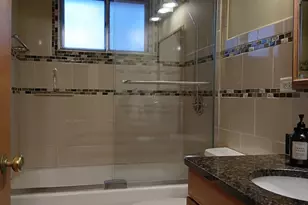 226 Fernwood Ln, Glenview, IL 60025 - Photo 10