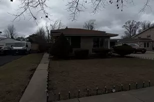 226 Fernwood Ln, Glenview, IL 60025 - Photo 1