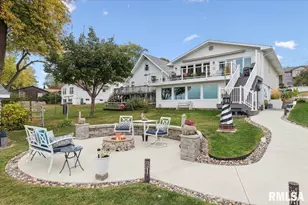 114 4th St, Fulton, IL 61252 - Photo 6