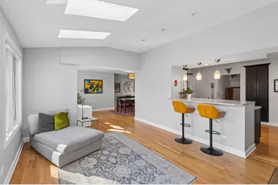 6831 N Kilpatrick Avenue, Lincolnwood, IL 60712 - Photo 8