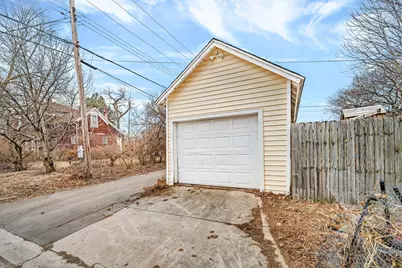 565 E Norris Drive, Ottawa, IL 61350 - Photo 26