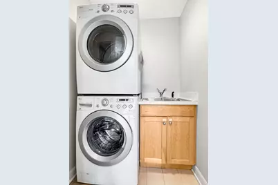 415 E North Water Street #2204, Chicago, IL 60611 - Photo 30