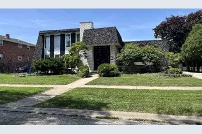 9312 S Kolmar Avenue, Oak Lawn, IL 60453 - Photo 2