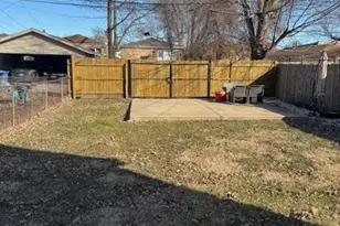 9043 S Ellis Ave, Chicago, IL 60619 - Photo 34