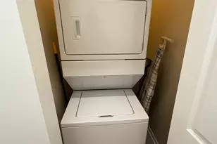 524 W 78th St, Chicago, IL 60620 - Photo 8