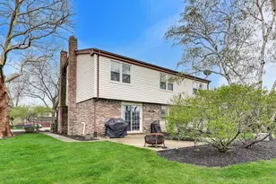 2822 N Brighton Pl, Arlington Heights, IL 60004 - Photo 40