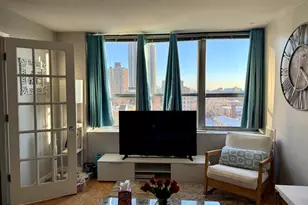 655 W Irving Park Rd, Chicago, IL 60613 - Photo 6