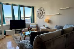 655 W Irving Park Rd, Chicago, IL 60613 - Photo 4