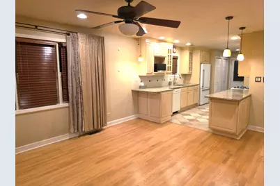 8609 S Indiana Avenue, Chicago, IL 60619 - Photo 8