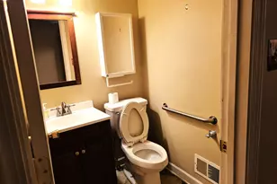 8609 S Indiana Ave, Chicago, IL 60619 - Photo 16