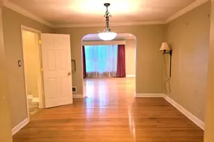 8609 S Indiana Ave, Chicago, IL 60619 - Photo 6