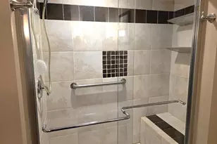 8609 S Indiana Ave, Chicago, IL 60619 - Photo 20