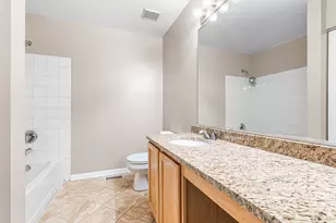 732 Woodewind Dr, Naperville, IL 60563 - Photo 22