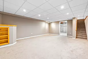 732 Woodewind Dr, Naperville, IL 60563 - Photo 12