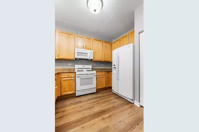 732 Woodewind Drive, Naperville, IL 60563 - Photo 6