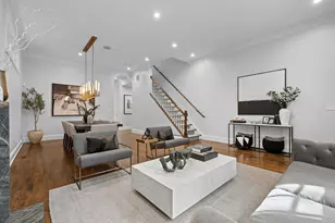 1714 W Wolfram St, Chicago, IL 60657 - Photo 4
