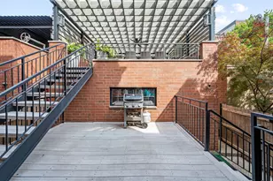 1714 W Wolfram St, Chicago, IL 60657 - Photo 16