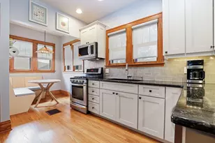 9031 Fairview Ave, Brookfield, IL 60513 - Photo 10