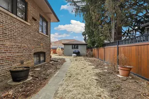 9031 Fairview Ave, Brookfield, IL 60513 - Photo 28