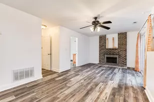 214 Far Hills Dr, Bolingbrook, IL 60440 - Photo 18