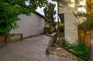 214 Far Hills Dr, Bolingbrook, IL 60440 - Photo 24