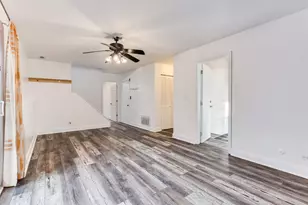 214 Far Hills Dr, Bolingbrook, IL 60440 - Photo 16