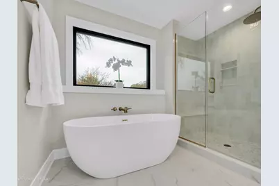 104 N Evergreen Avenue, Elmhurst, IL 60126 - Photo 26