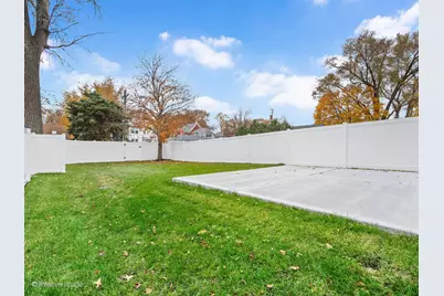 104 N Evergreen Avenue, Elmhurst, IL 60126 - Photo 38