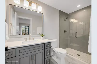 104 N Evergreen Avenue, Elmhurst, IL 60126 - Photo 30