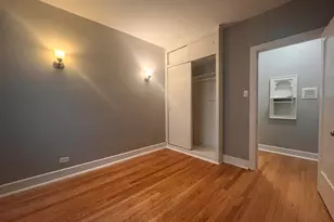 1624 W Sherwin Ave, Chicago, IL 60626 - Photo 8