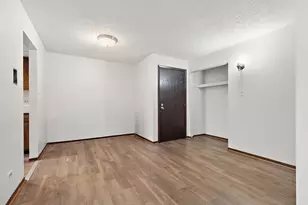 13651 Lamon Ave, Crestwood, IL 60418 - Photo 2