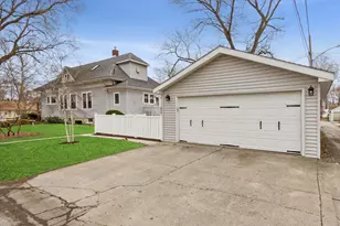 628 E Main St, Morris, IL 60450 - Photo 26
