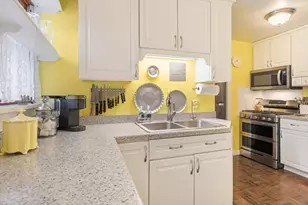 628 E Main St, Morris, IL 60450 - Photo 16