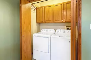 1150 S Greenfield Dr, Freeport, IL 61032 - Photo 26