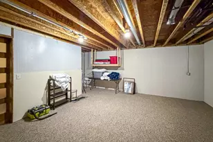 1150 S Greenfield Dr, Freeport, IL 61032 - Photo 38